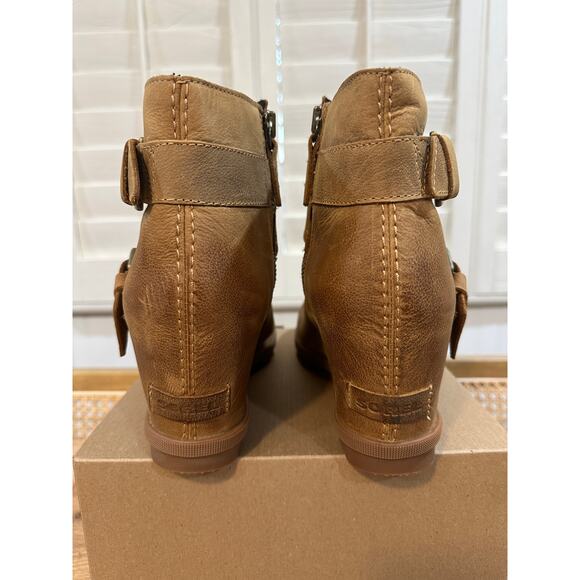 Sorel Women's Joan Of Arctic™ Wedge II Buckle Bootie WP Tan Leather Size 12 NWOB - Picture 10 of 14
